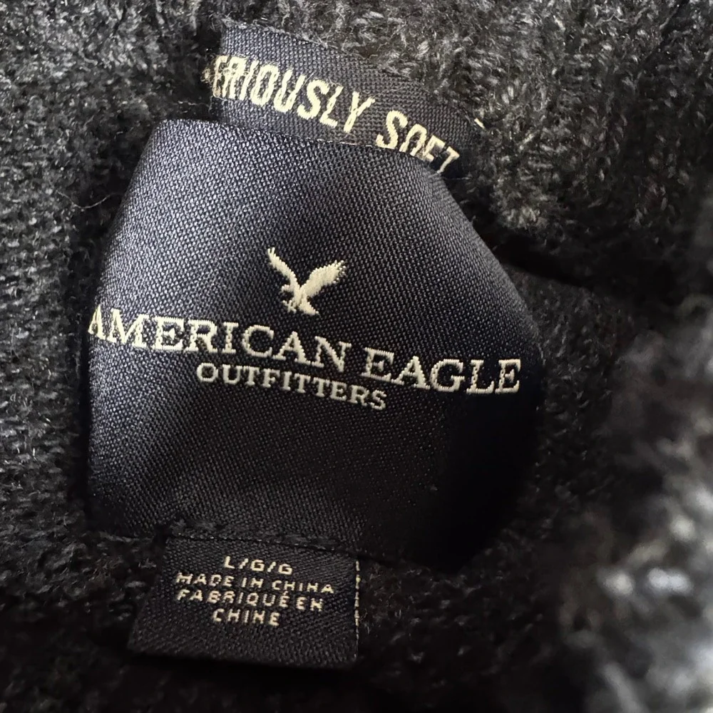 American Eagle Mock Neck Sweater Mens Large Blue Seriously Soft Button Placket